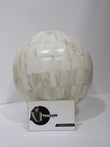 Boule décorative d'incrustation d'os dans la conception blanche brillante de couleur avec le trou de taille faite sur commande - Product Image 3