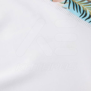 เสื้อแรชการ์ดผู้ชาย KATBROS สีขาว ลายทรอปิคอล แขนยาว ป้องกันรังสียูวี ผลิตจากผ้าสแปนเด็กซ์/โพลีเอสเตอร์ แห้งเร็ว ระบายอากาศได้ดี เป็นมิตรต่อสิ่งแวดล้อม - Product Image 6