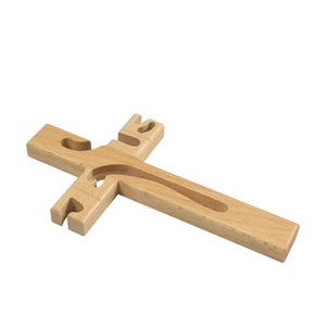 ของแขวนผนังทางศาสนาทำด้วยมือทำจากไม้สำหรับตกแต่งบ้านโบสถ์และสำนักงานโดย aaliyan - Product Image 2