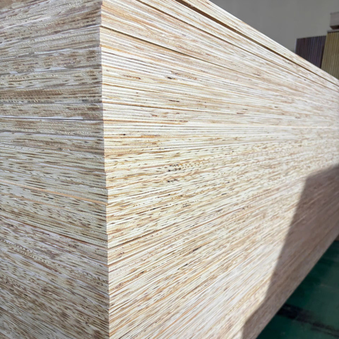 Fast Delivery Eco-Friendly Anti-Slip Pine Plywood 9-12-15-18mm Thickness 4ft X 8ft Waterproof Construction E1 Standard