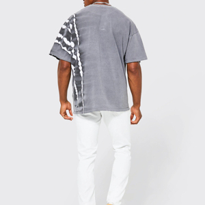 Camiseta estampada de peso pesado de gran tamaño Vintage con hombros caídos, fabricante de camisetas gráficas de algodón personalizadas para hombres - Product Image 4