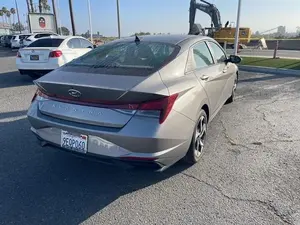 2023 Hyunda ELANTRA SEL - Product Image 4