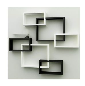 Articles de décoration murale en bois modernes et élégants et articles de décoration murale pendentifs creux et forme carrée à vendre - Product Image 4