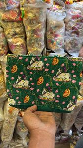 Pichwai Vintage imprimé fourre-tout sac à main de soirée de mariage sacs à main avec poignée en corde cadeau de retour de mariée lot en gros de deux sangles sac - Product Image 3