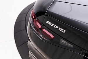 Mercedes-Benz AMG GT 63 Base 2024 certifiée, propre et d'occasion - Product Image 3