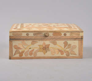 Caja de Joyería de Madera Hecha a Mano de Estilo Vintage con Incrustaciones Florales Detalladas, Organizador Rectangular de Almacenamiento para Recuerdos - Product Image 6