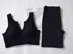 ชุดฟิตเนสเอวสูงสำหรับผู้หญิงชุดโยคะสองชิ้นชุดบราและเลกกิ้งขนาดพิเศษโลโก้ตามสั่ง - Product Image 4