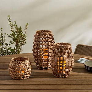 Lanterne en rotin naturel de style nordique avec bougeoirs à poignée, lanternes et bocaux à bougies pour la décoration intérieure de l'usine du Vietnam - Product Image 5