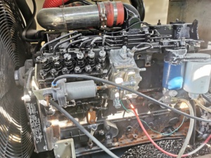 Sử Dụng Ingersoll Rand Vhp400 Hiệu Quả Cao Áp Suất Thấp 13.8Bar Fad 400cfm Xách Tay Vít Diesel Máy Nén Khí - Product Image 4