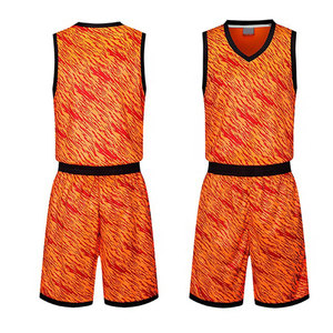 Uniforme de basket-ball personnalisé par sublimation, matière respirante à séchage rapide avec nom et numéro personnalisés pour l'équipe - Product Image 5