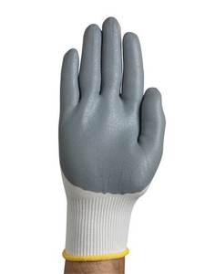 Les gants de travail industriels Ansell HyFlex 11-800 offrent une protection des mains avec une respirabilité et un confort améliorés. - Product Image 3