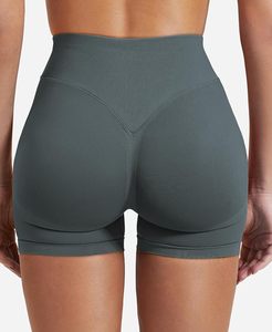 Shorts Deportivos para Mujer al por Mayor con Detalle de Botón de Alta Elasticidad Secado Rápido y Transpirables de Ajuste Ceñido para Fitness - Product Image 4