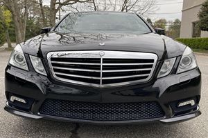 รถยนต์มือสอง พวงมาลัยซ้าย/ขวา ปี 2010 เมอร์เซเดส-เบนซ์ E550 4MATIC - Product Image 5