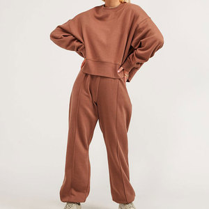 Wholesale Oversized Heavyweight Winter Solid Tracksuit 100% Polyester Short Sleeve <b>Crewneck</b> Sweat Suit for Men and Women - Product Image 5