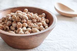 Noix de tigre biologiques de qualité supérieure, emballage blanc premium, noix et amandes, en vente - Product Image 4