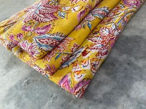 ชุดเดรสผ้าฝ้ายโนเร็กซ์ของผู้หญิงเสื้อคลุมถักสำหรับฤดูร้อนพิมพ์ลายดอกไม้สวยงามทำด้วยมือทำจาก100% - Product Image 2