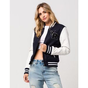 แจ็คเก็ตวาร์ซิตี้ปักลายเชนิลสำหรับผู้หญิง แจ็คเก็ตครอปปักลาย ออกแบบโลโก้เองได้ แจ็คเก็ตผู้หญิง - Product Image 3