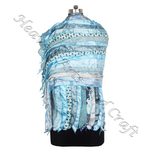 Écharpe Extra Longue 15 Bandes Belle Écharpe Longue Designer Recyclé Vente en Gros Fabricant de l'Inde Sari Patches Réversible - Product Image 1