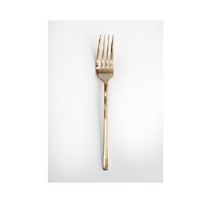 ส้อมตกแต่งโต๊ะอาหารสไตล์โมเดิร์น สแตนเลส วินเทจ ด้ามจับเรียบง่าย สีเงินขัดเงา สำหรับใช้ในบ้าน ชุดส้อมสำหรับโต๊ะอาหาร - Product Image 1