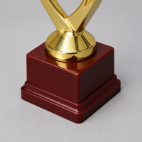 Nouveau Trophée Livre Ouvert en Plastique Doré 2026, 37,5 cm, 33 cm, 27,8 cm, avec Logo Personnalisé, Récompense pour Compétition Académique Scolaire, Base Bordeaux, Vente en Gros