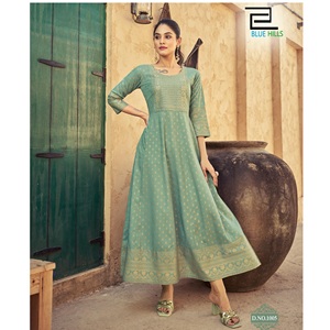 Robe Anarkali une pièce polyvalente au design classique pour les événements décontractés et formels, disponible en grande quantité en Inde - Product Image 1