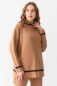 Suéter y pantalones de manga larga de gran tamaño de dos piezas deportivas de punto a rayas para mujer Conjunto elegante para yoga diario y caminar - Product Image 3