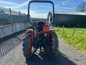Utilizado para tractor de ruedas compacto Kubota L3200 - Product Image 6