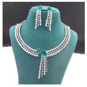 Conjunto de joyería AD de proveedor indio para mujer, impresionante collar y pendientes de diamantes americanos disponibles para pedidos al por mayor - Product Image 2