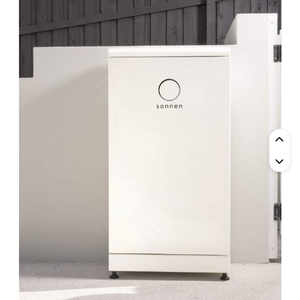 Arrancador de Coches Portátil Sonnens Eco 10, 3000W, Batería de Iones de Litio, Controlador MPPT, Enchufe Europeo, Linterna Externa, Panel Solar para Coche - Product Image 1