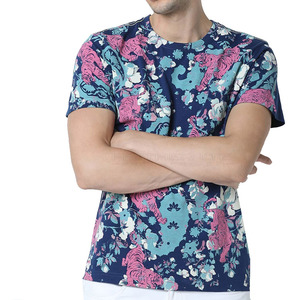 Camiseta de hombre de algodón liso de poliéster 100% del fabricante, impresión por sublimación personalizada, estilo informal, diseño en blanco de Venta caliente - Product Image 1