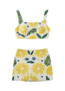 Jupe en dentelle jaune en forme de A avec haut court, look estival tropical élégant et scintillant - Product Image 3