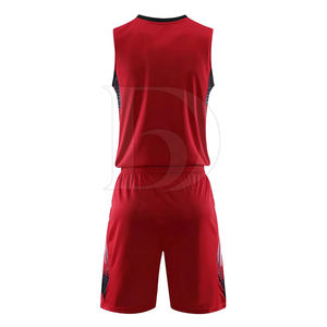 Uniforme de basket-ball pour hommes respirant de haute qualité 100% Logo avant en polyester pour les sports d'été - Product Image 3