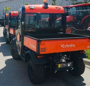 Kubota Compact Track Loader With Front Plow Orange Enclosed Cabin 4 Seats <b>LED</b> Headlights AWD Hydraulic Steering - Product Image 3