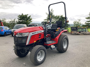 Tracteur agricole Massey Ferguson 5711 4x4 avec chargeur frontal pour travaux agricoles - Product Image 5