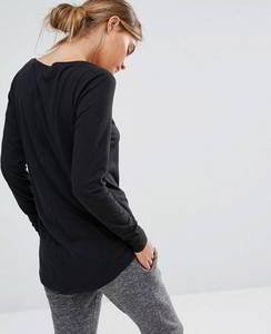 High Quality Women's 100% Cotton Graphic T Shirt Oversized Apparel Supplier Custom Neck Label and Packaging - Product Image 2