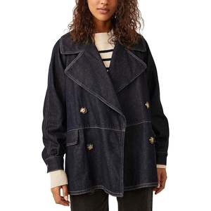 Cappotto in denim taglia M Free People con decorazioni a bottoni - Product Image 1