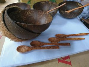 Natural <b>Coconut</b> <b>Shell</b> Bowl Lacquer Handmade Ecofriendly Bowls Set Hot Wholesale Made in Vietnam - Product Image 3