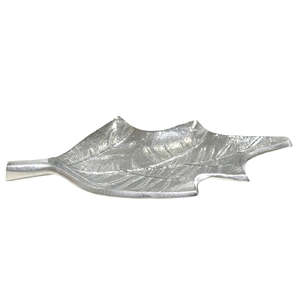 Hot Sale <b>Decorative</b> Aluminium <b>Leaf</b> Design Snacks Dry Fruit Serving Tray for Home Restaurants Tabletop Kitchen - Product Image 1
