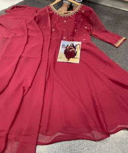 Bas de robe de fête imprimé floral georgette à la mode avec dupatta prix de gros vêtement ethnique - Product Image 6