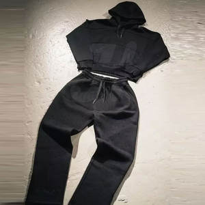 Bajo MOQ Venta caliente Rhinestone Chándales en nuevo stock Precio barato Hombres Rhinestone Chándales para adultos - Product Image 1