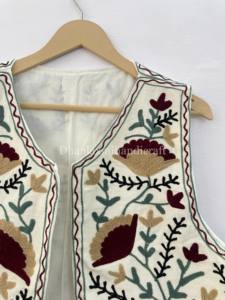 Gilet court unisexe 100% coton fait à la main hiver broderie florale gilet-veste Boho Hippie Suzani pour femmes - Product Image 6