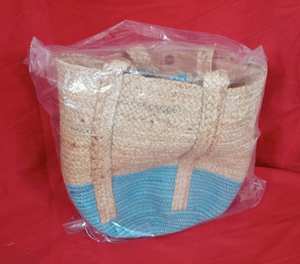 กระเป๋าสะพายผ้าปอกระเจาสำหรับผู้หญิงเป็นมิตรต่อสิ่งแวดล้อมสินค้ามาใหม่กระเป๋าโท้ทชายหาดลาย100% พร้อมกระเป๋าสะพายไหล่พิมพ์ลายลูกไม้ - Product Image 5