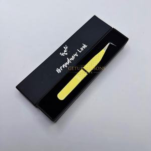 Pinzas de fibra de pestaña de 90 grados con punta de acero, antimagnéticas, antiestáticas, de agarre perfecto, de fibra fina amarilla y plateada - Product Image 5