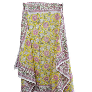 Pareo Sarong Floral con Estampado a Mano Sanganeri, Algodón Hecho a Mano, Talla Única - 44 pulgadas X 72 pulgadas - Product Image 1