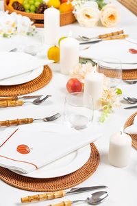 Vente en gros 100% serviettes de table en coton 40x40cm bordures brodées à la main imprimées sur mesure pour la maison et le restaurant mariages noël - Product Image 2