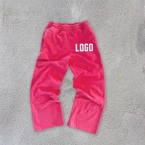 Sudadera Corta Estilo Urbano para Mujer |   Ropa de Invierno Tejida de Alta Calidad con Diseño Estampado, Capucha en Contraste y Logotipo Frontal - Product Image 3