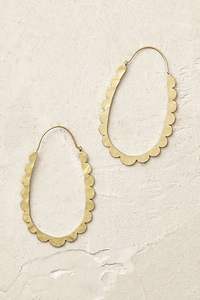 Pendientes étnicos de latón para mujer con motivos detallados y acabado oxidado adecuados para bodas, festivales y fiestas - Product Image 4