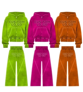 Sudadera con Capucha y Pantalones Cortos Deportivos Personalizados con Logotipo del Fabricante, 100% Algodón, Estilo Urbano - Product Image 1