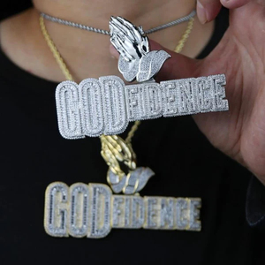 Personalizado 10kt oro blanco helado colgante Hip Hop estilo Moissanite diamante collar letra inicial Logo joyería de moda - Product Image 4