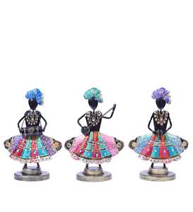 Ensemble de 3 figurines artisanales de musiciennes tribales du Rajasthan pour la décoration de la maison et de la table - Product Image 2